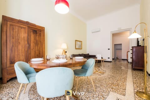 Living room, Seating area, Dining area, air conditioner