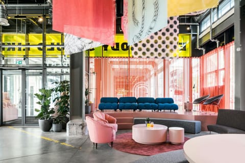 Lobby or reception, Decorative detail