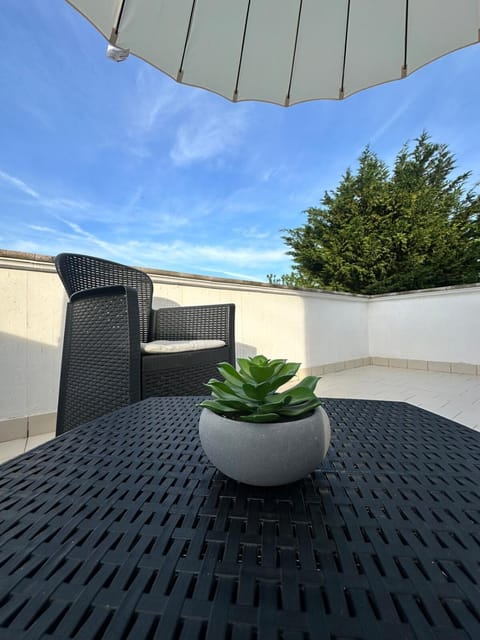 Patio, Day, View (from property/room), Balcony/Terrace