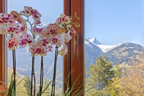 Nearby landmark, Day, Natural landscape, Mountain view