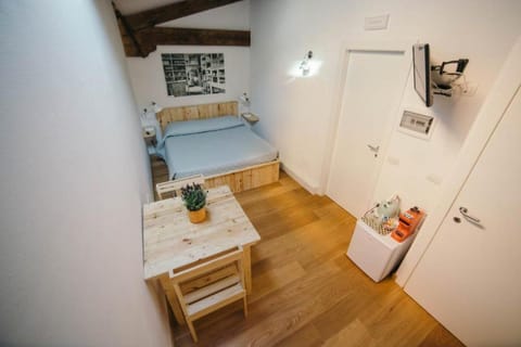 Le Camere Pietrasantine - Garage Bonci Bed and Breakfast in Pietrasanta