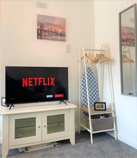 Cosy, Stunning Studio, NEC - BHX Apartment in Solihull