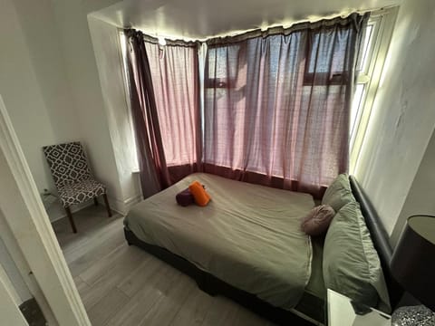 Cosy 2 Bedrooms flat in Newport - F2 Apartment in Newport