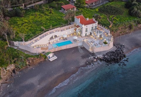 Property building, Bird's eye view