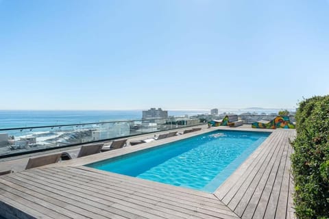 Day, Natural landscape, Pool view, Sea view, Swimming pool, sunbed