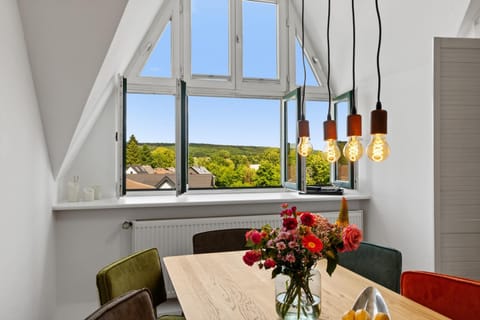 View (from property/room), View (from property/room), Photo of the whole room, Dining area, Food, Food