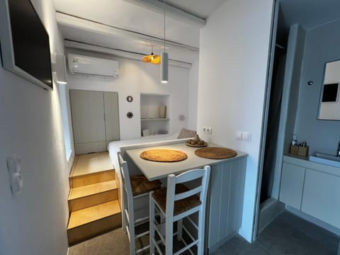 Lefteris Home House in Paros