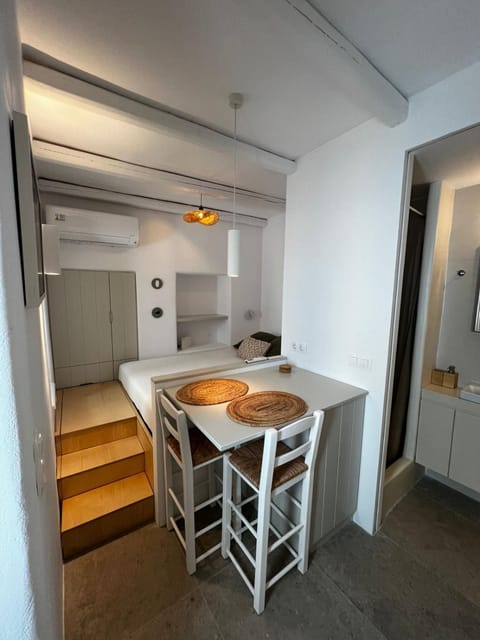 Lefteris Home House in Paros