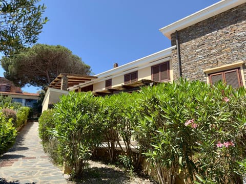 Property building, Garden view