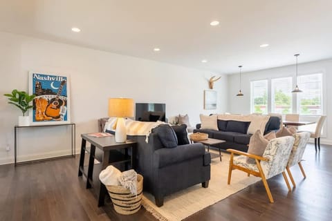 The Gibson by Stay Local Nashville House in East Nashville