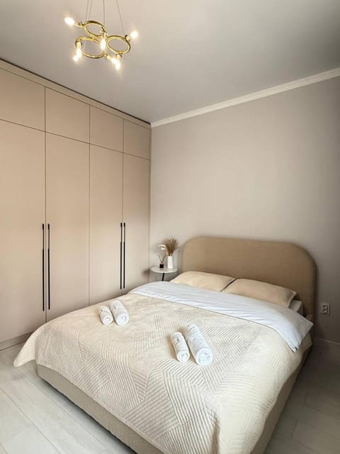 Bedroom, bunk bed