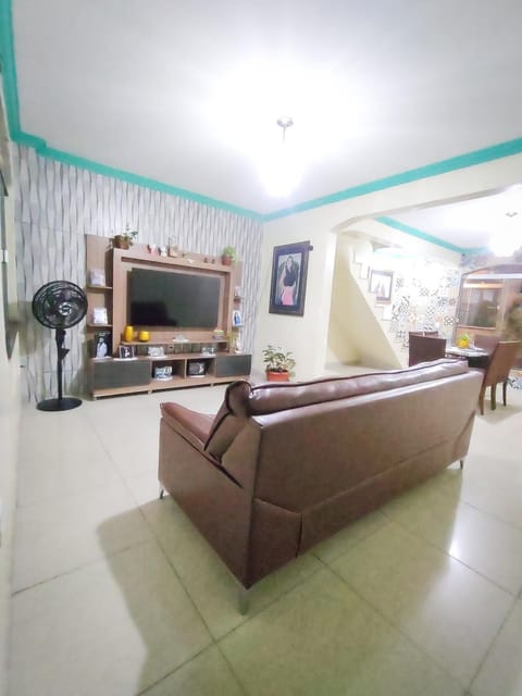 Communal lounge/ TV room, TV and multimedia, Living room, Seating area