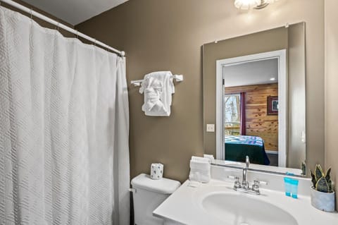 Smoky Mountain Game Den by Avada Properties House in Gatlinburg