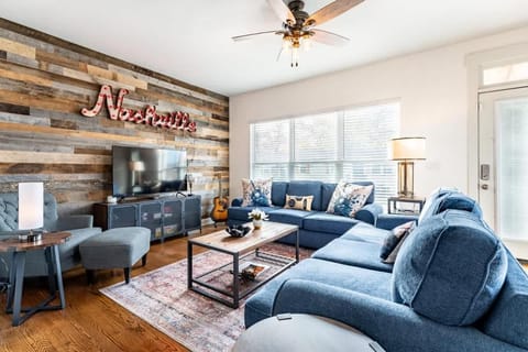 The Nashville Star by Stay Local Nashville House in East Nashville
