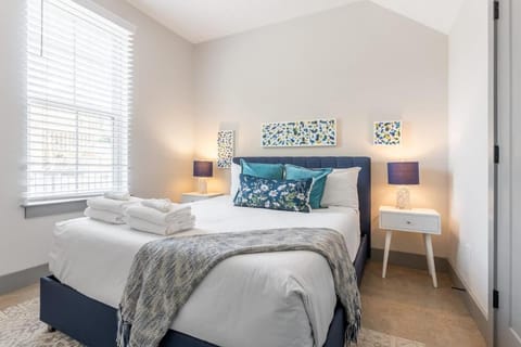 The National by Stay Local Nashville House in Nashville