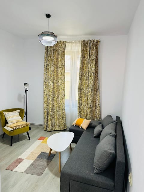 Casuta de pe Eminescu Bed and Breakfast in Serbia