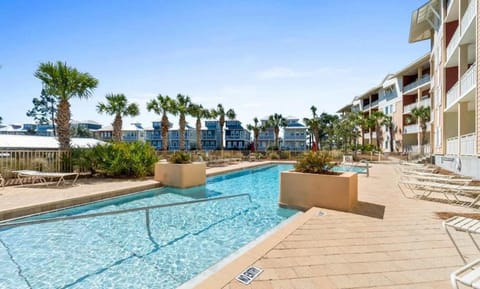 Sol Shine Gulf-View Retreat Steps from the Sand House in Mexico Beach