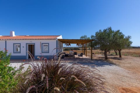 Off site, Lounge or bar