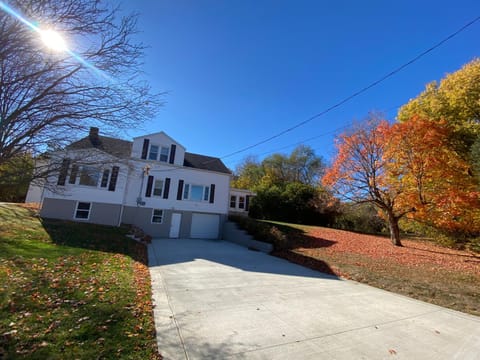 Off The Hook Vacation Rentals House in South Bass Island