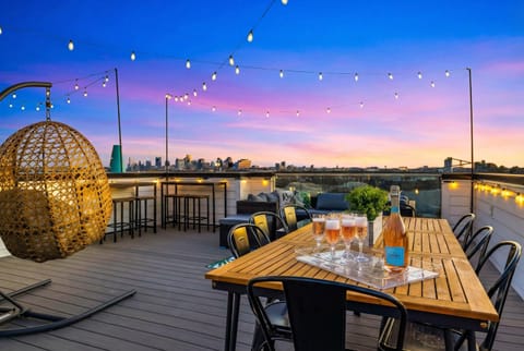 Downtown Nashville Hot Tub Game Room Karaoke House in East Nashville