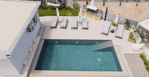 Patio, Pool view, Swimming pool, sunbed