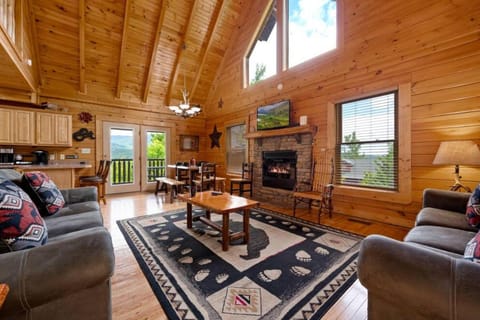 Mountain Sunrise by Avada Properties House in Pigeon Forge