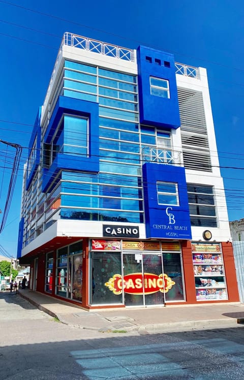 Facade/entrance