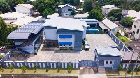 Property building, Location