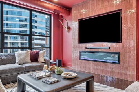 TV and multimedia, Living room, fireplace