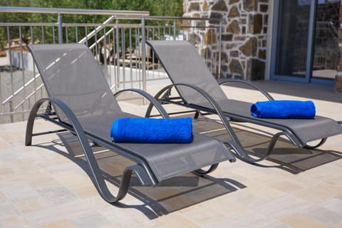 Chryselia Suites- Private Pool House in Lasithi