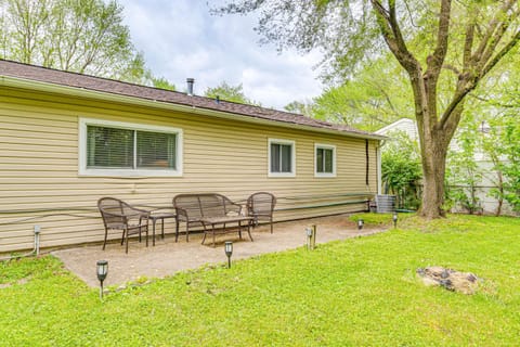 8 Mi to Dtwn Indianapolis Family Home with Yard! House in Pike Township