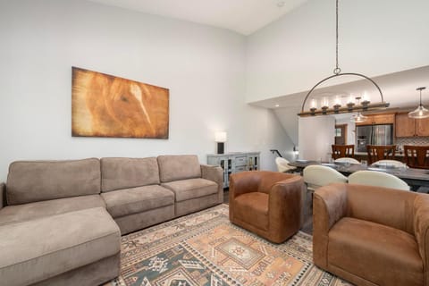 Kitchen or kitchenette, Living room, Dining area, furniture