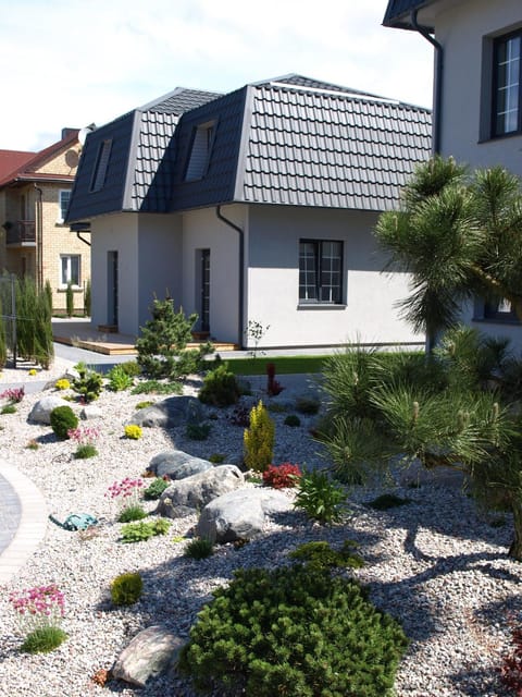 Patio, Inner courtyard view