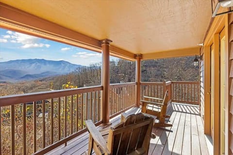 Chalet in the Sky by Avada Properties House in Gatlinburg