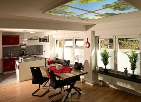 Kitchen or kitchenette, Seating area, Dining area