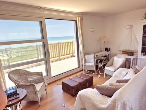 Appartement Duplex, Vue Mer, Terrasses, Parking Incl. - FR-1-675-50 Apartment in Wimereux