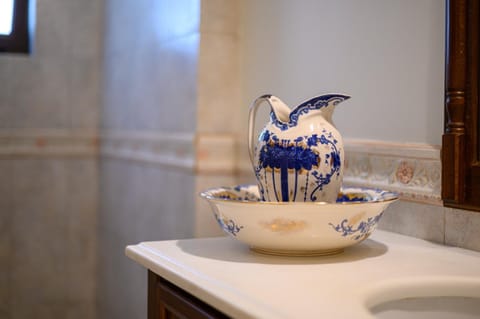 Casa Constantine Spacious Family and Friends Oasis with Pool, 10 Min from Kalamata Apartment in Messenia