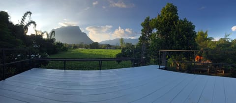 Balcony/Terrace, Mountain view