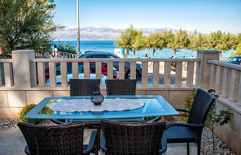Balcony/Terrace, City view, Garden view, Sea view