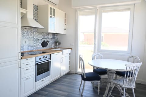 SE169 - Senigallia, trilocale fronte mare con aria condizionata Apartment in Senigallia