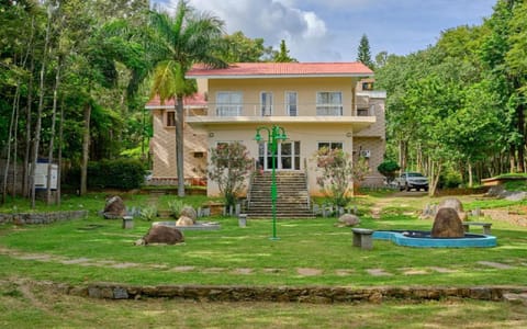Property building, Garden