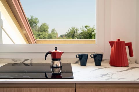 Coffee/tea facilities, Kitchen or kitchenette