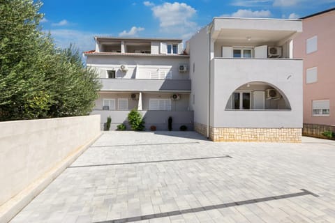 Apartments Crnekovic X Frankopanska Apartment in Lika-Senj County