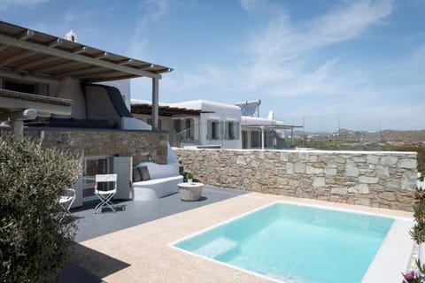 Property building, Patio, Day, View (from property/room), Balcony/Terrace, Seating area, Pool view, Swimming pool