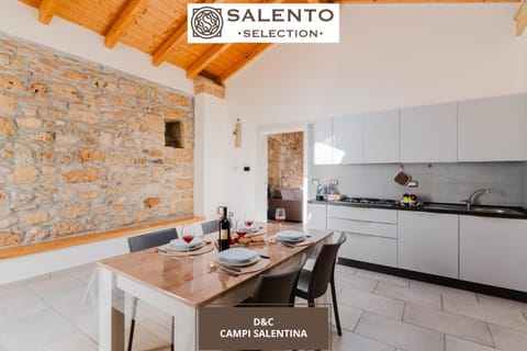 Dining area, Text overlay