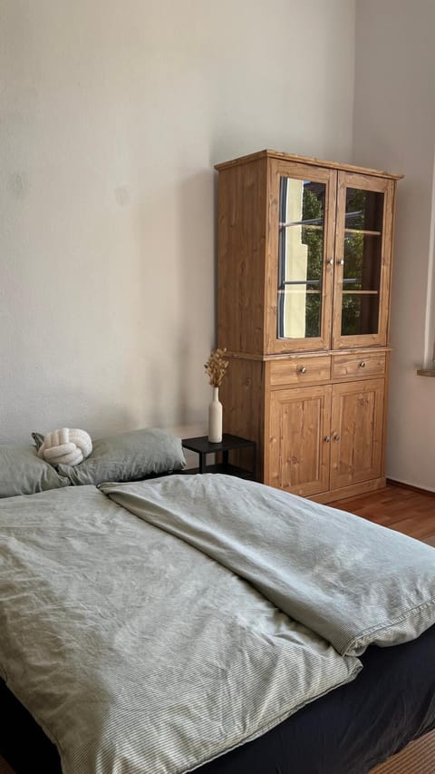 Bed, Photo of the whole room, Bedroom, wardrobe