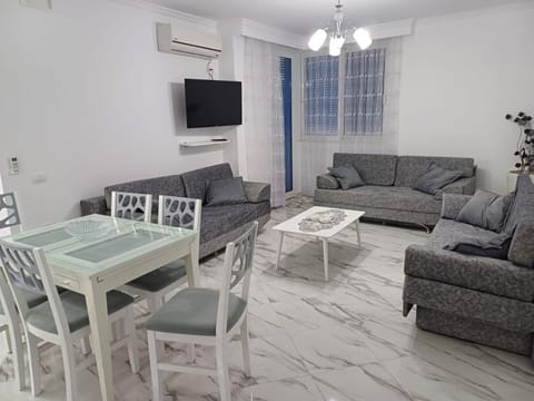 Living room, Dining area, air conditioner