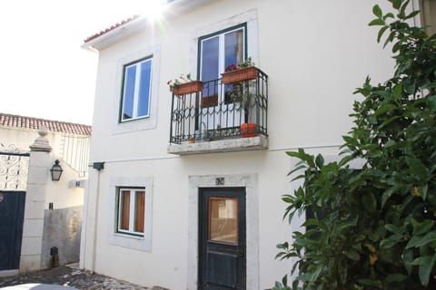Facade/entrance, Day