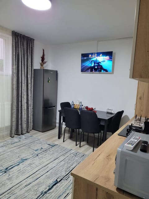 Nico Studio Apartment in Craiova