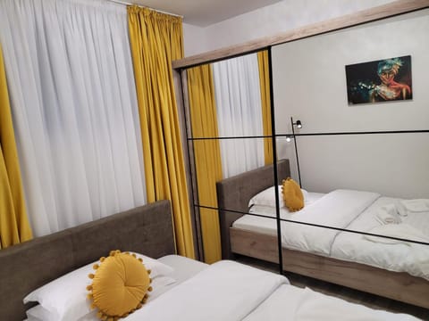 Nico Studio Apartment in Craiova